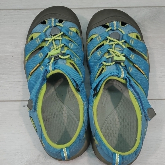 Keen Mens Outdoor Hiking Comfort Sandals shoes sz 5 main image 8